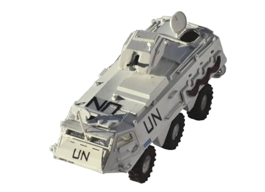 Amazon | プラッツ 1/72 フィンランド Sisu xa-180装甲車